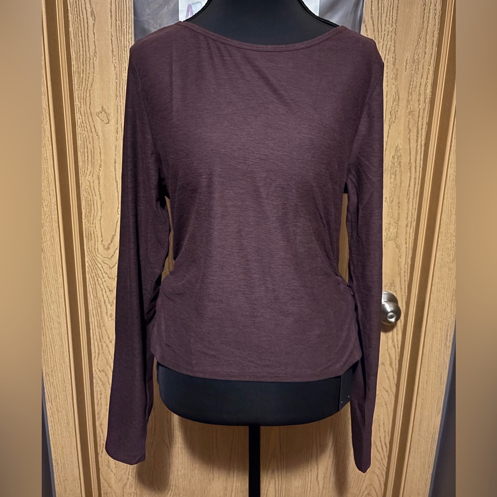 Women's Long Sleeve Fabletics Top in Deep Purple